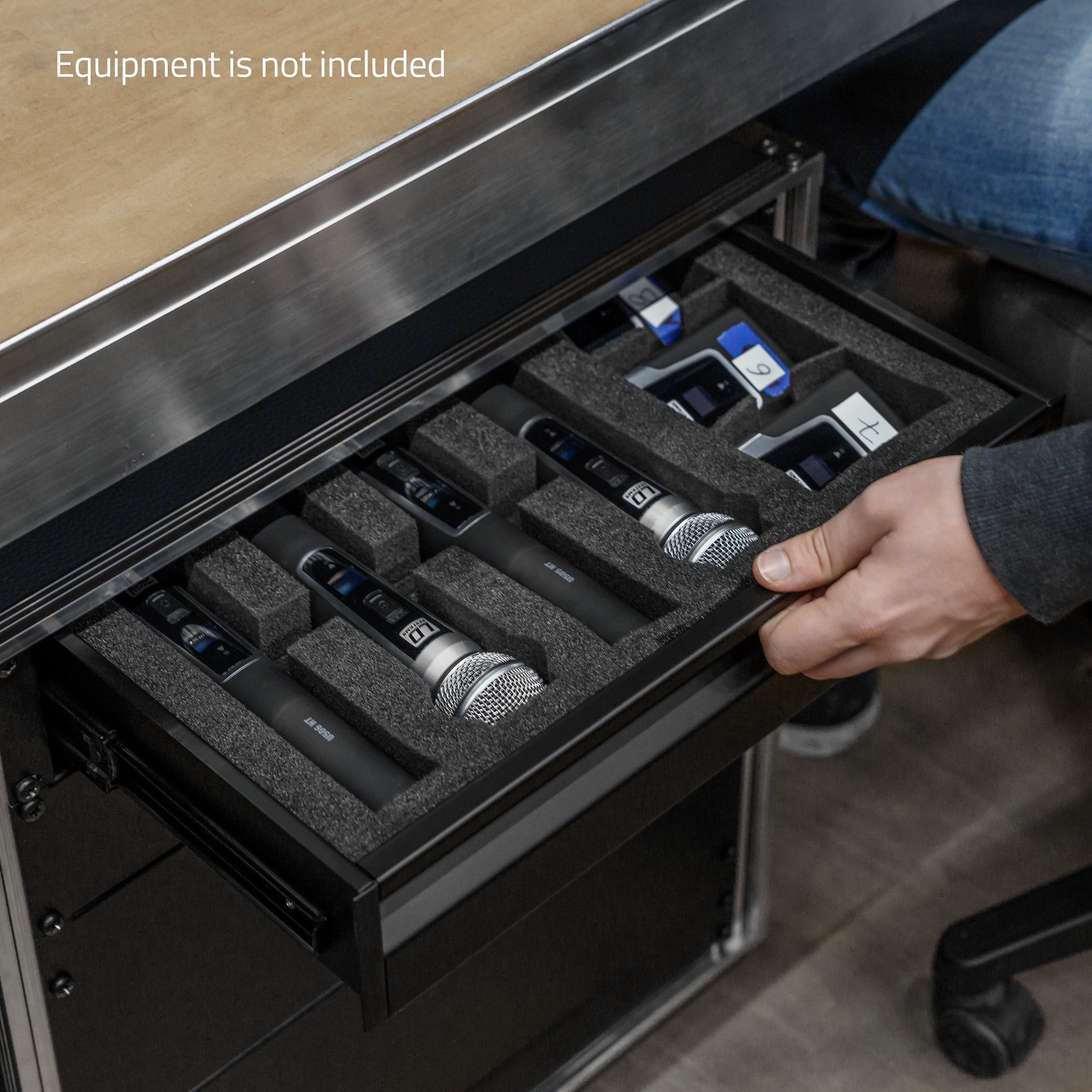 Adam Hall 19" 2U ERGO Racklade Aluminium