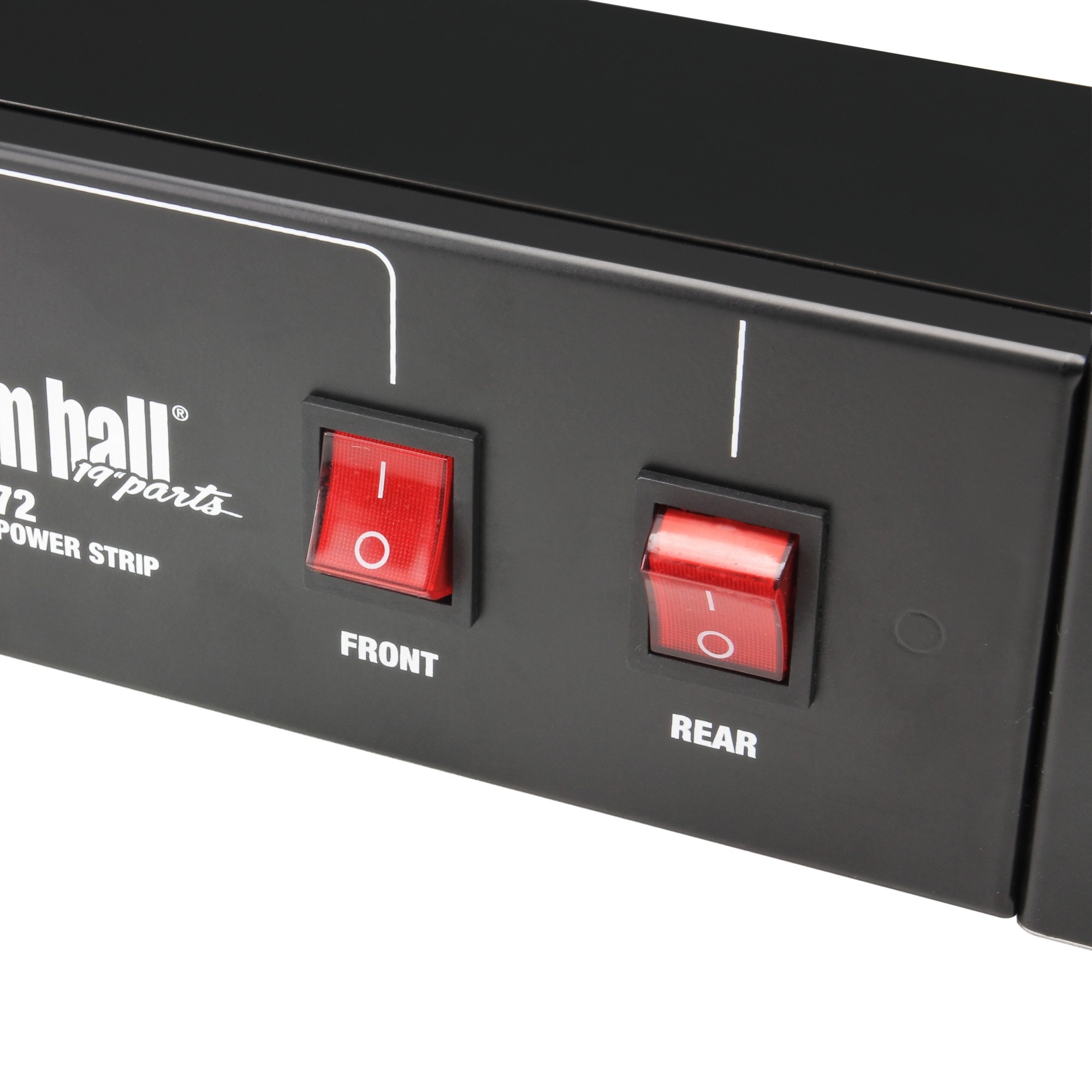 Adam Hall Cables AH RACK PDU 9SS