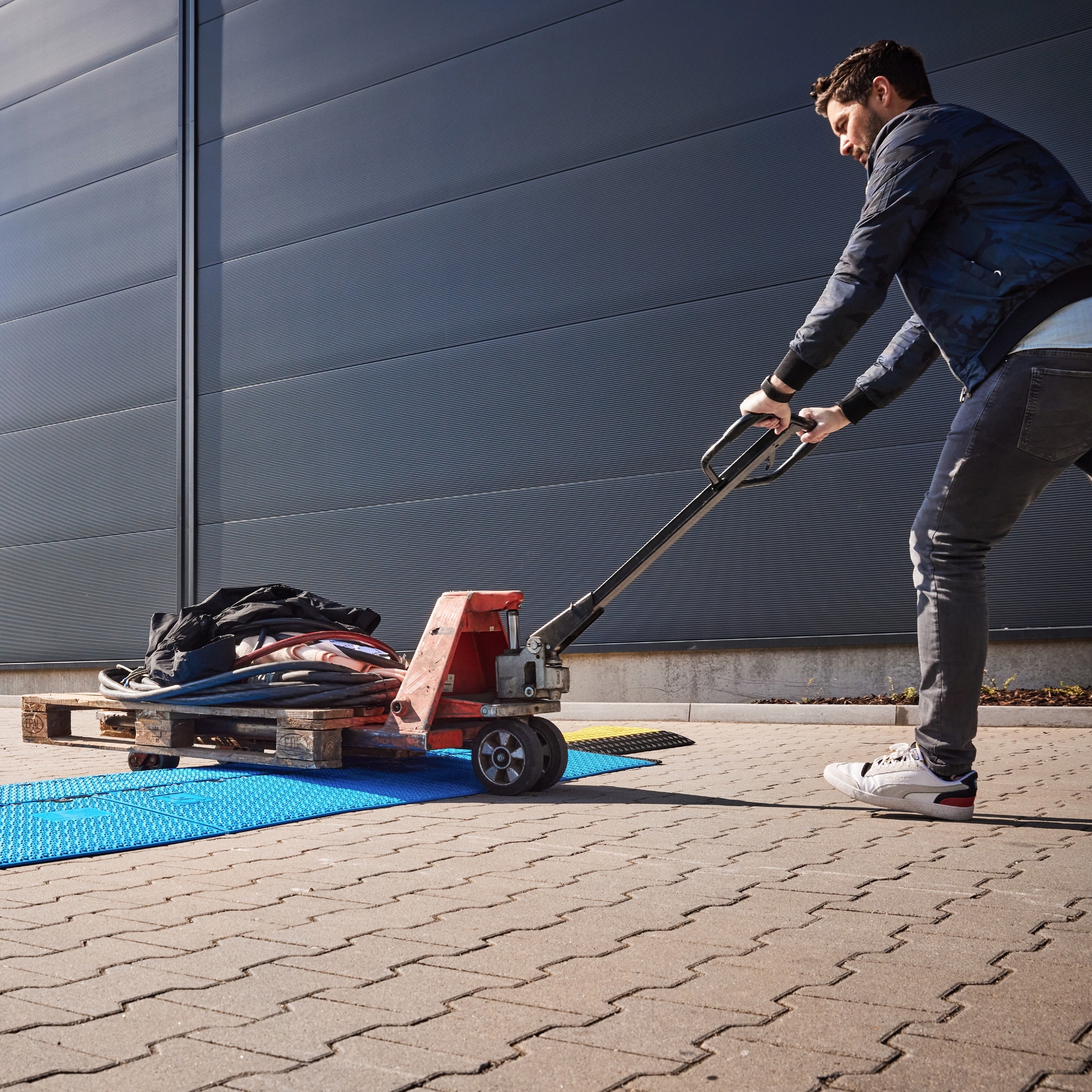 Defender MIDI 5 2D RAMP BLU