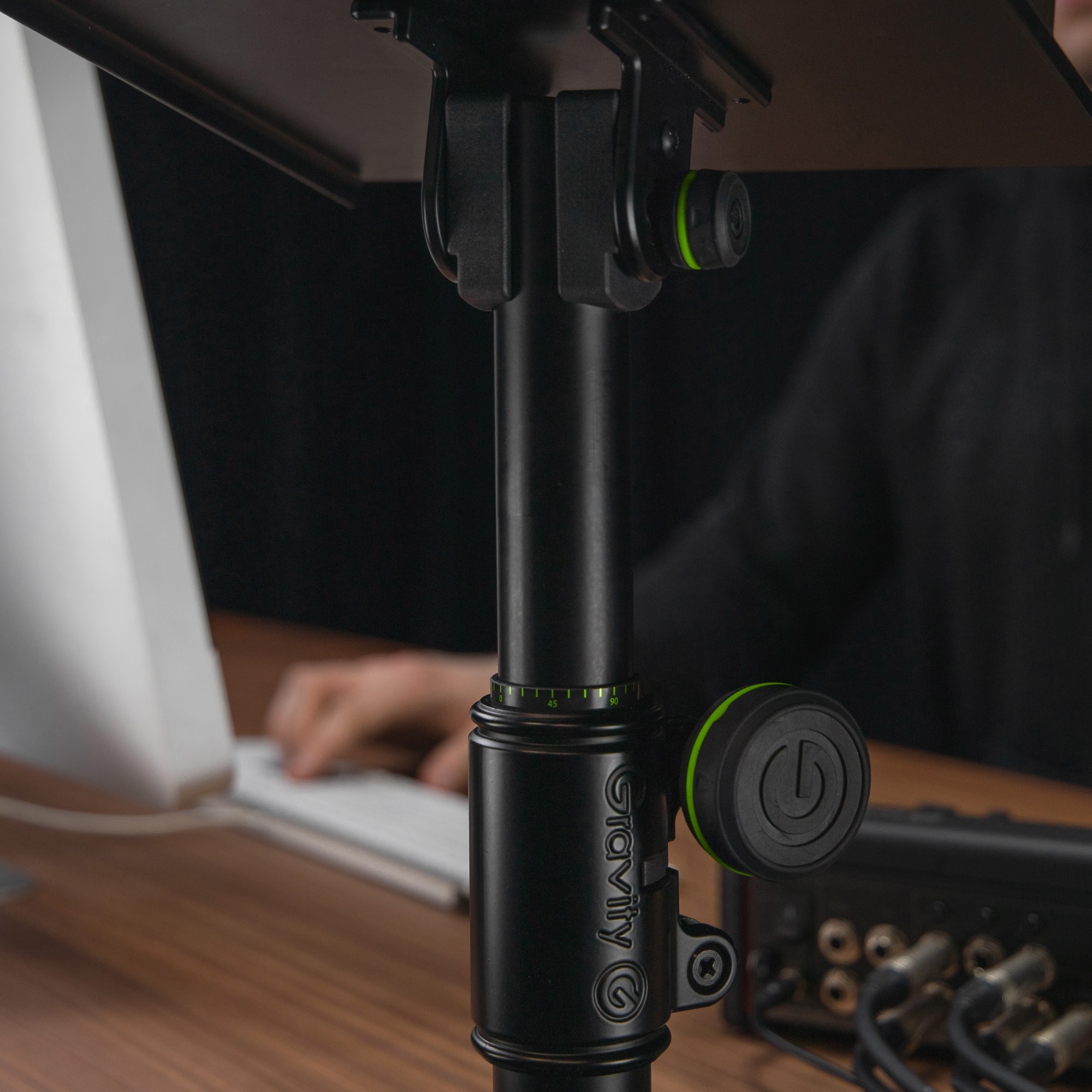 Gravity SP 3102