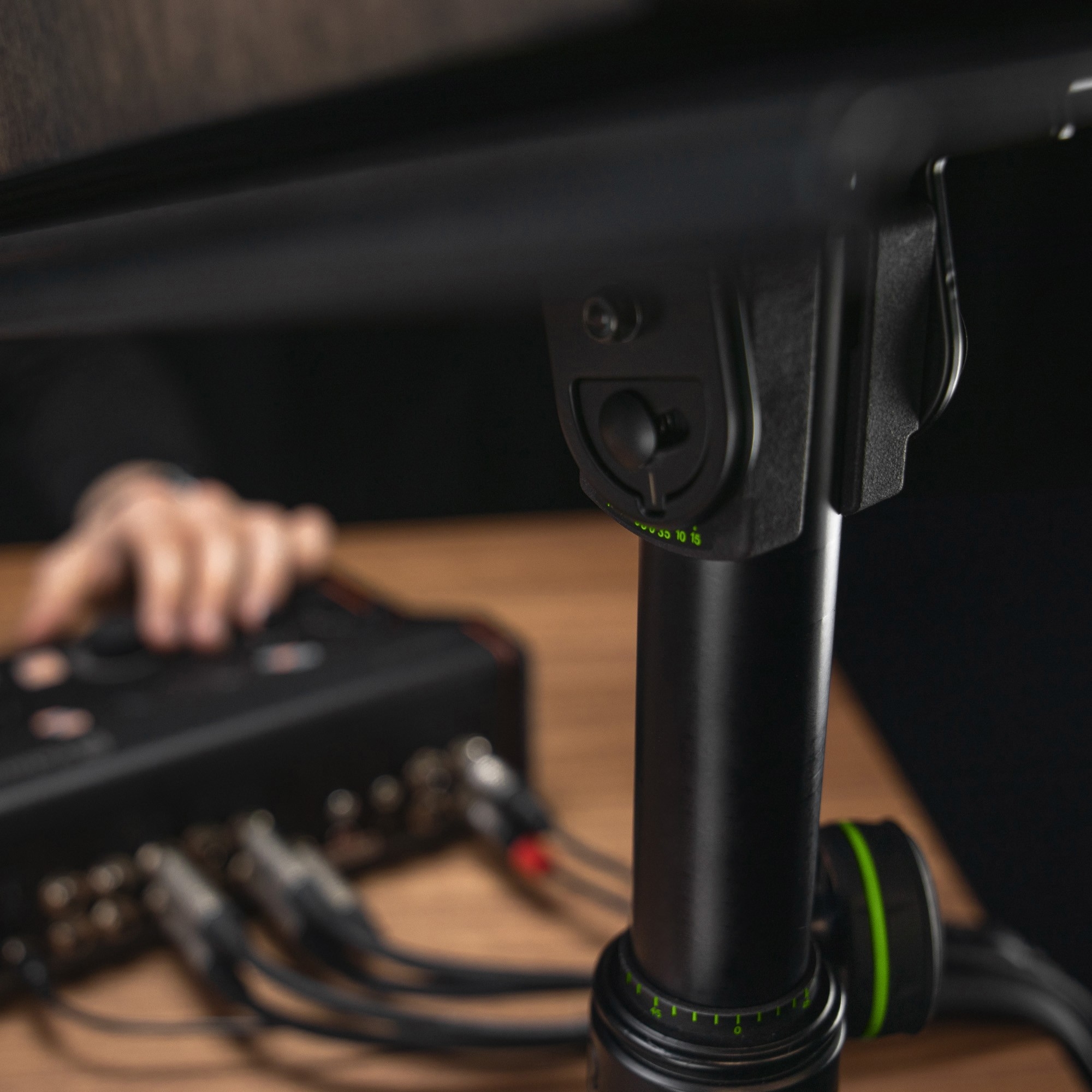 Gravity SP 3102