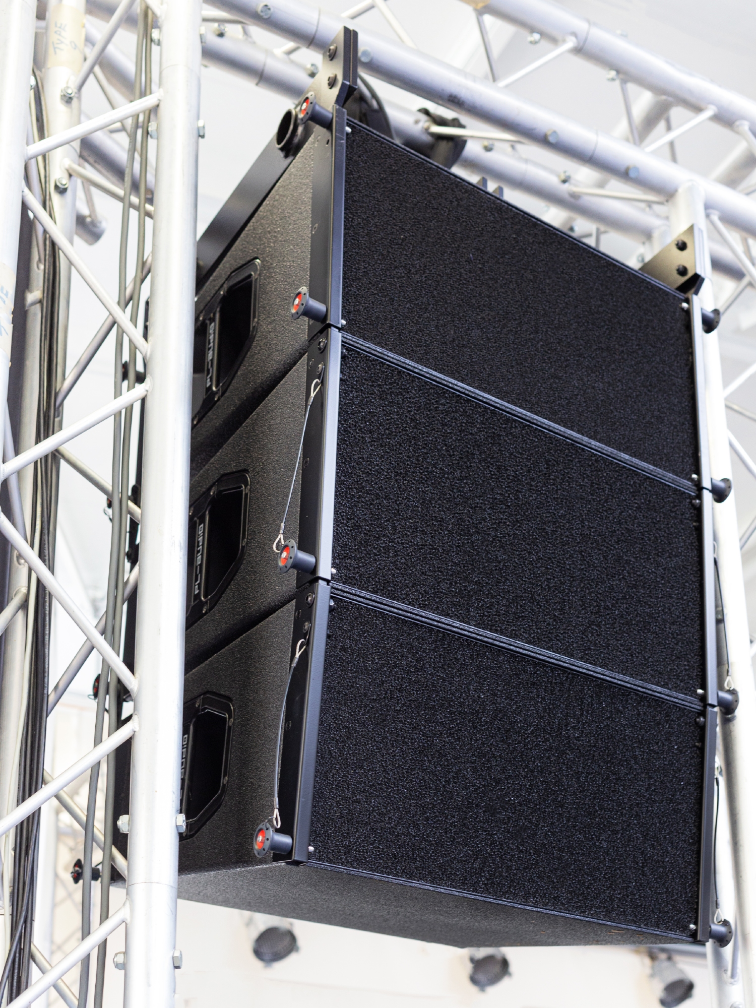 PL Audio LA 210